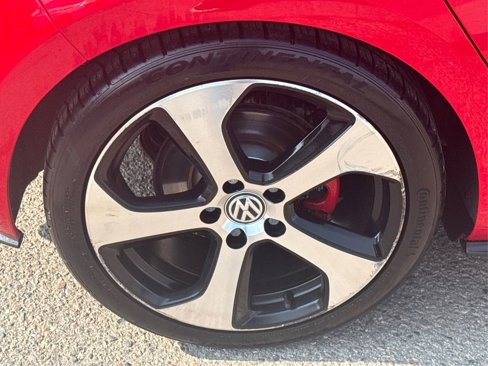Used 2015 Volkswagen GTI S image 26