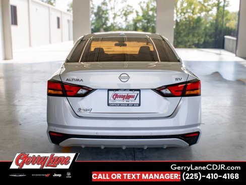 Used 2024 Nissan Altima 2.5 SV image 5