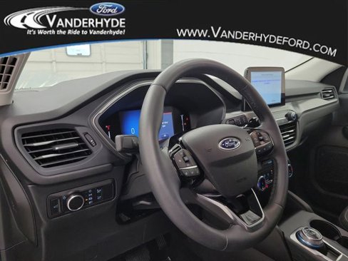 Used 2023 Ford Escape Active image 21