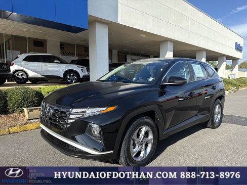 Certified 2022 Hyundai Tucson SE image 1