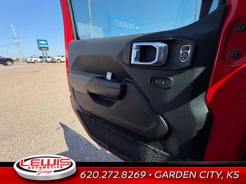 Used 2021 Jeep Wrangler Unlimited Rubicon image 13