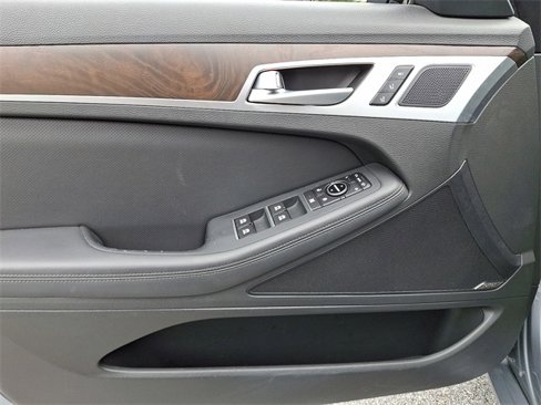 Used 2017 Genesis G80 3.8 w/ Option Group 03 image 11