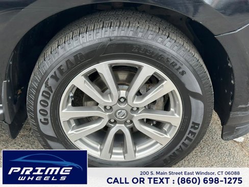 Used 2013 Nissan Pathfinder S image 26
