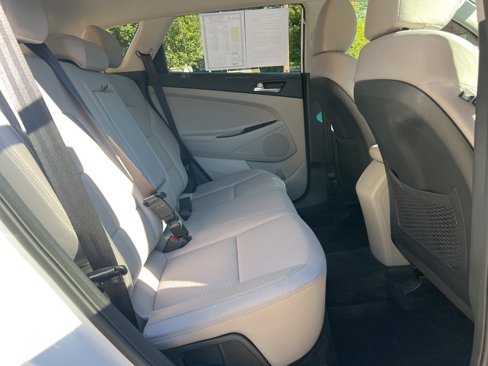 Used 2020 Hyundai Tucson SE w/ Winter Weather Package image 23
