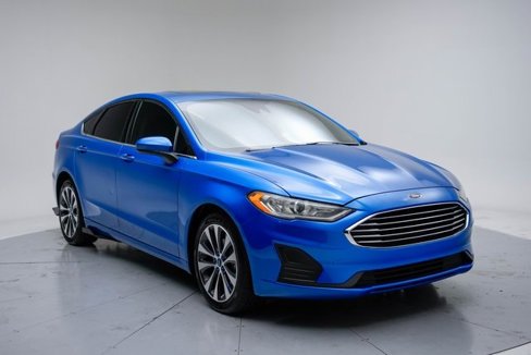 Used 2020 Ford Fusion SE image 10