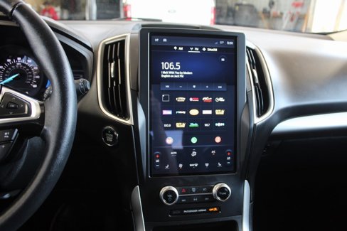 Used 2024 Ford Edge SEL image 26