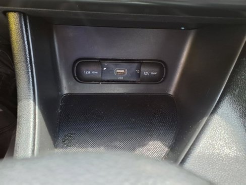 Used 2020 Kia Sportage LX image 12