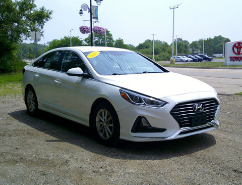 Used 2018 Hyundai Sonata SE image 3