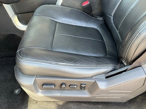 Used 2014 Ford F150 Lariat w/ Equipment Group 502A Luxury image 33