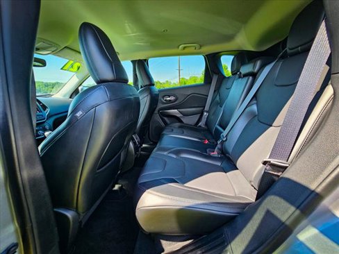 Used 2021 Jeep Cherokee Latitude Lux w/ Comfort/Convenience Group image 34