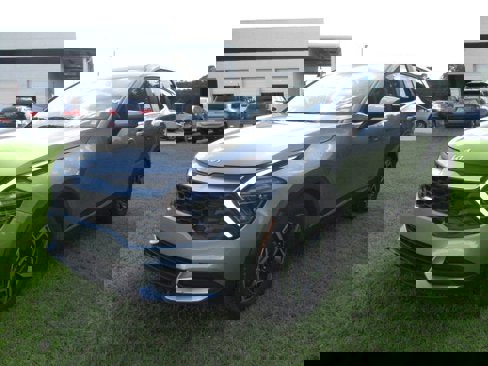 Used 2024 Kia Sportage LX image 7