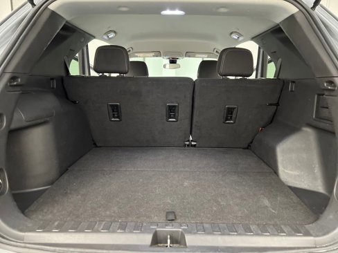 Used 2023 Chevrolet Equinox LT image 28