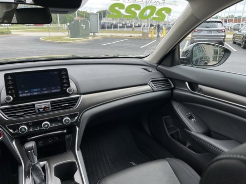 Used 2022 Honda Accord LX image 36