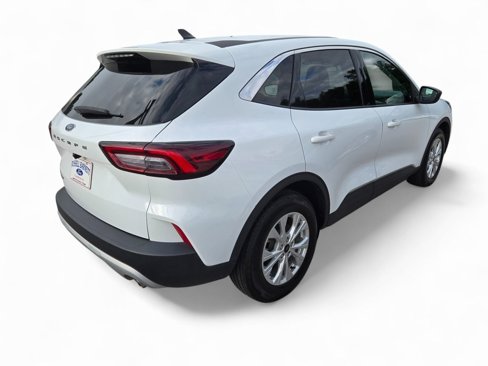 Used 2024 Ford Escape Active image 4