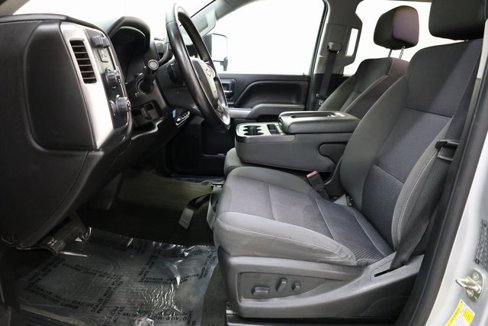 Used 2018 Chevrolet Silverado 3500 LT w/ LT Convenience Package image 18