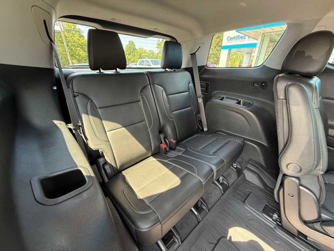 Used 2023 GMC Acadia SLT w/ Preferred Package image 37
