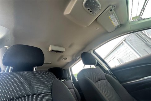 Used 2020 Dodge Journey SE w/ SE Popular Equipment Group image 17