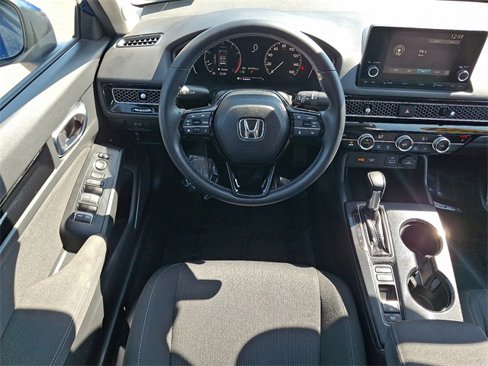 Used 2023 Honda Civic EX image 11
