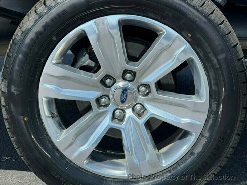 Used 2018 Ford F150 Platinum w/ Equipment Group 701A Luxury image 46