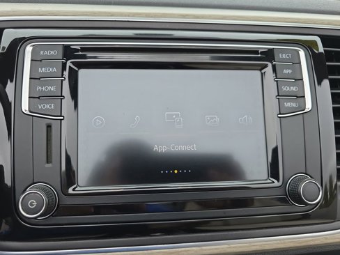 Used 2018 Volkswagen Beetle 2.0T Coast w/ Coast Lighting Package image 22