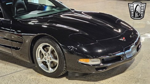 Used 2000 Chevrolet Corvette Convertible w/ Memory Pkg image 9
