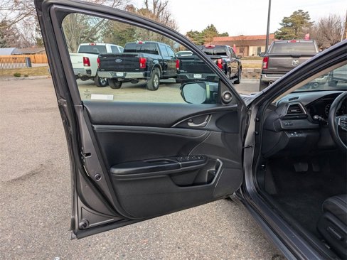 Used 2019 Honda Insight Touring image 11