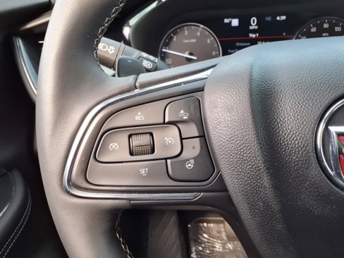 Used 2022 Buick Envision Essence w/ Technology Package I image 29