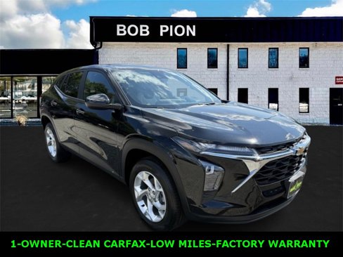 Used 2024 Chevrolet Trax LS w/ LS Convenience Package image 3