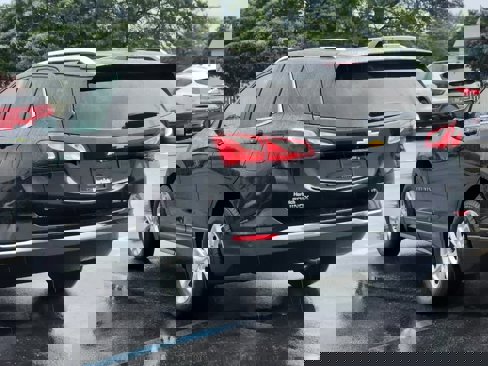 Used 2019 Chevrolet Equinox LT image 4