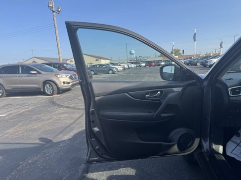 Used 2015 Nissan Rogue SL w/ SL Premium Package image 12