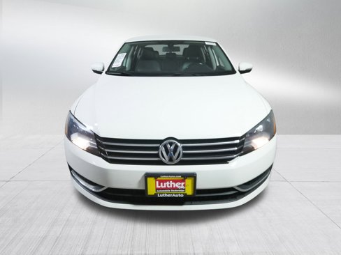 Used 2015 Volkswagen Passat 1.8T Wolfsburg Edition image 2