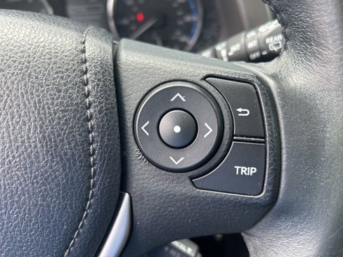 Used 2016 Toyota RAV4 XLE image 42