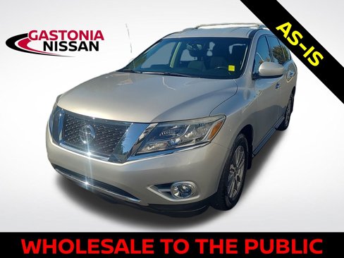 Used 2015 Nissan Pathfinder SV image 36