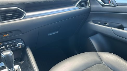 Used 2019 MAZDA CX-5 Touring image 18