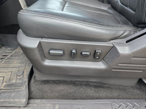 Used 2014 Ford F150 Lariat w/ Equipment Group 502A Luxury image 20