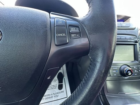 Used 2012 Hyundai Genesis 2.0T image 11