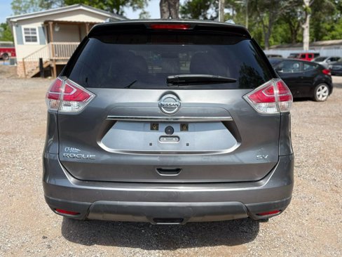 Used 2015 Nissan Rogue SV image 6