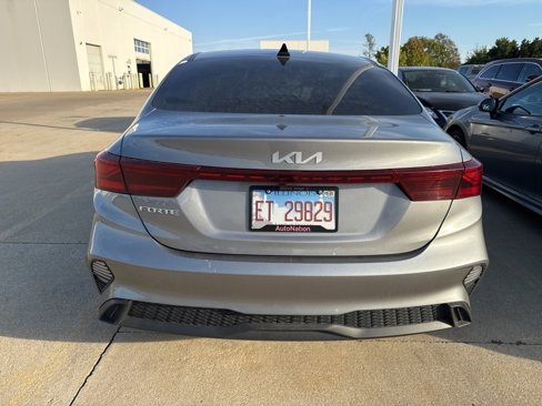Used 2022 Kia Forte LXS image 4