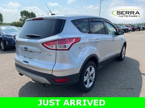 Used 2015 Ford Escape SE image 3