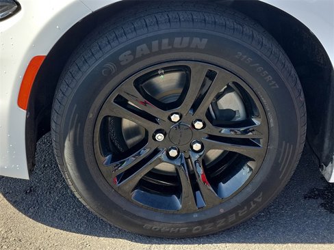 Used 2022 Dodge Charger SXT w/ Leather Interior Group image 8