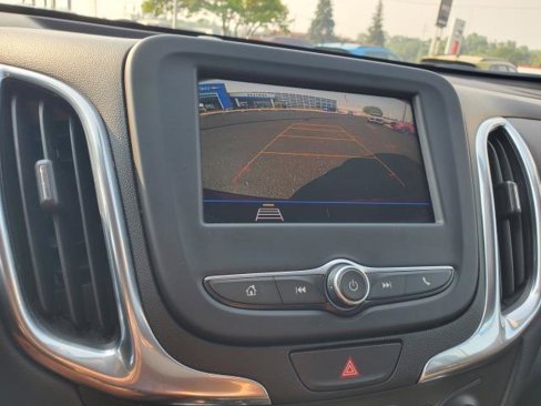 Used 2020 Chevrolet Equinox LT w/ Driver Convenience Package image 20