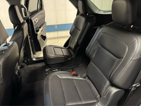 Used 2021 Ford Explorer XLT w/ Equipment Group 202A image 15