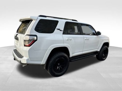 Used 2019 Toyota 4Runner TRD Off-Road Premium image 7