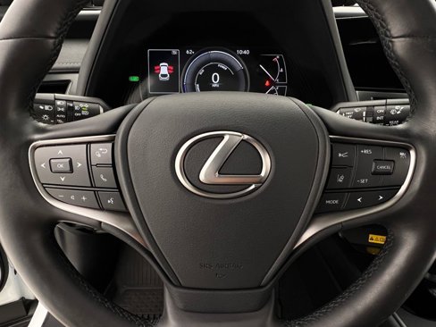 Used 2023 Lexus UX 250h F Sport image 18