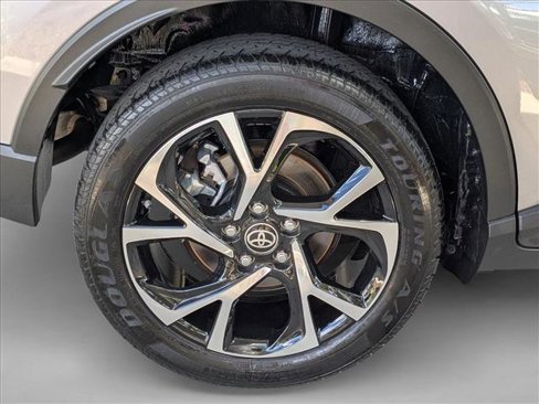 Used 2020 Toyota C-HR LE image 22