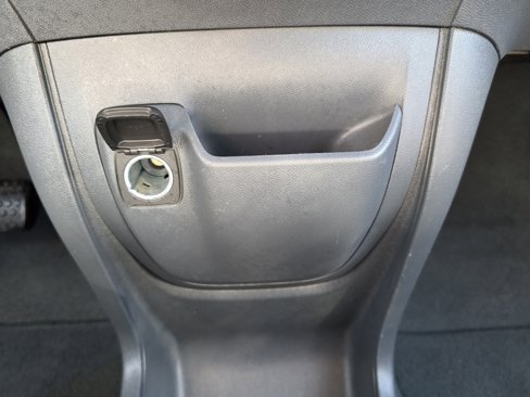 Used 2017 Chevrolet Bolt LT image 29