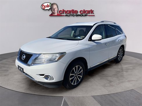 Used 2014 Nissan Pathfinder SL w/ Trailer Tow Package image 2