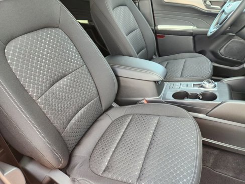 New 2025 Ford Escape Active image 11