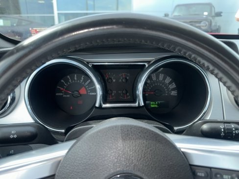 Used 2006 Ford Mustang GT image 7