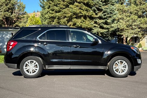 Used 2017 Chevrolet Equinox LT w/ Convenience Package image 3
